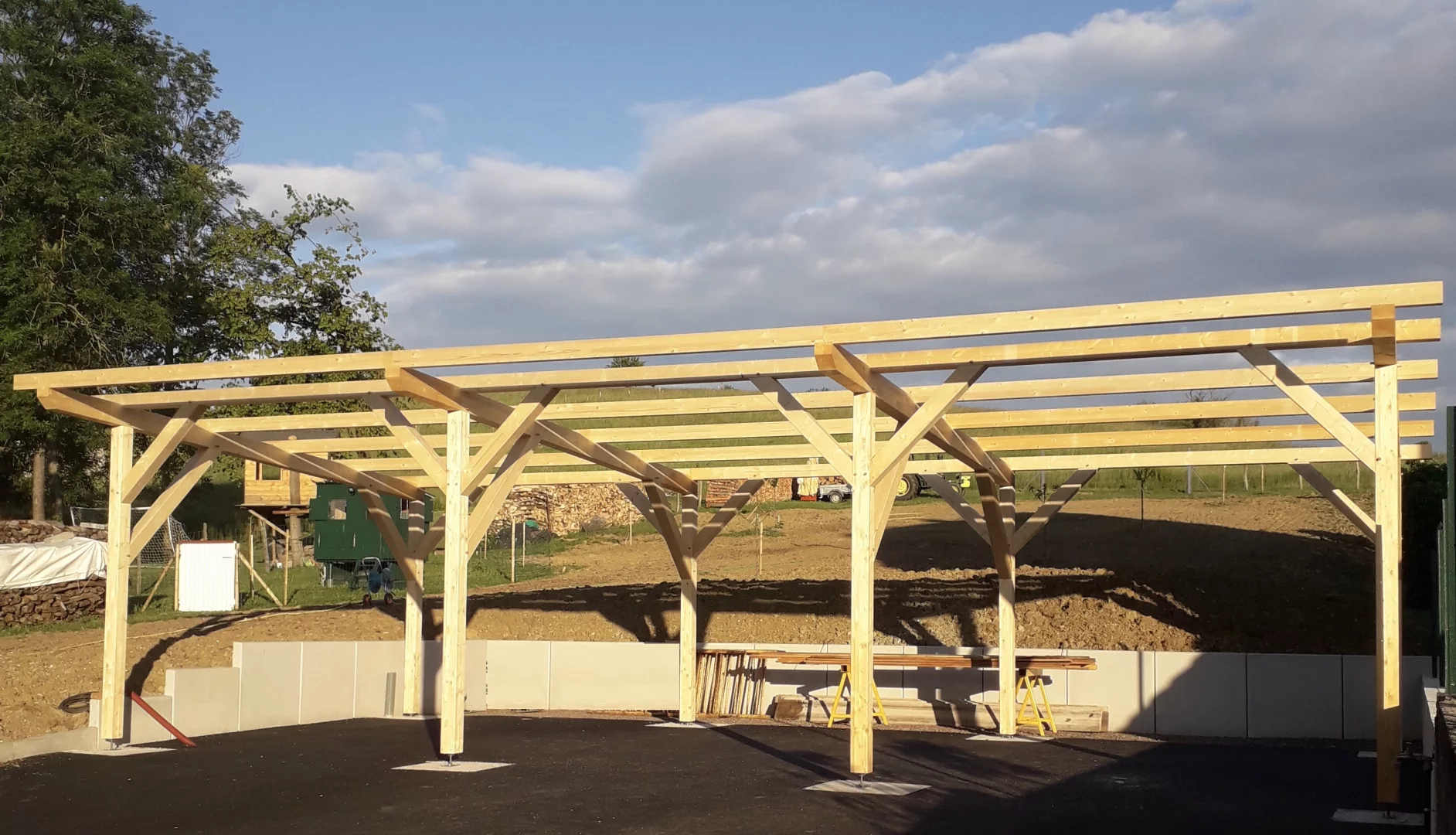 découvrez les meilleurs prix pour les hangars en bois. comparez les designs, tailles et options de construction pour choisir le hangar idéal qui répond à vos besoins, tout en respectant votre budget.