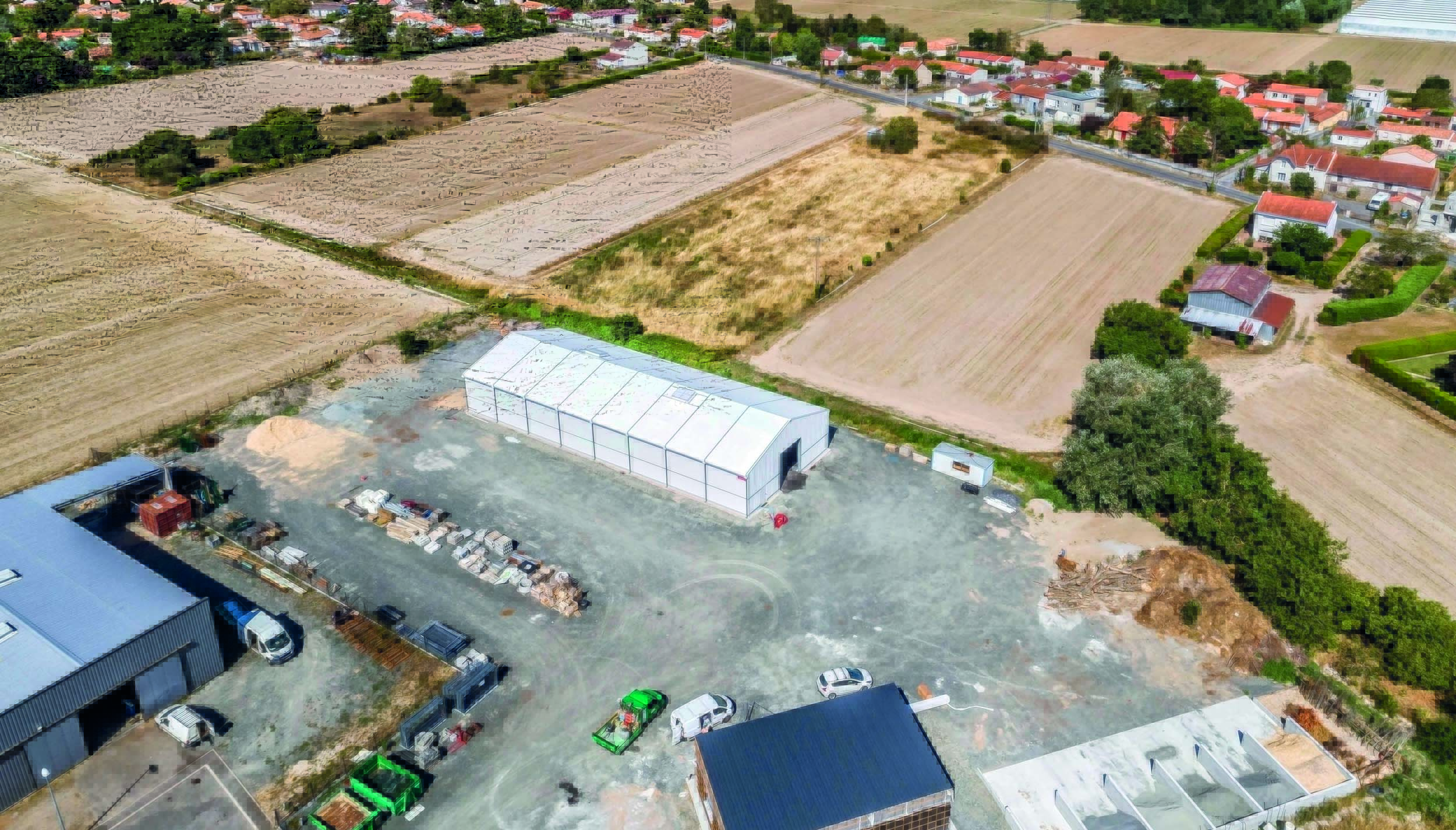 découvrez notre guide complet sur les prix des hangars. comparez les coûts, explorez les options disponibles et trouvez la solution parfaite pour vos besoins d'entreposage ou de construction.