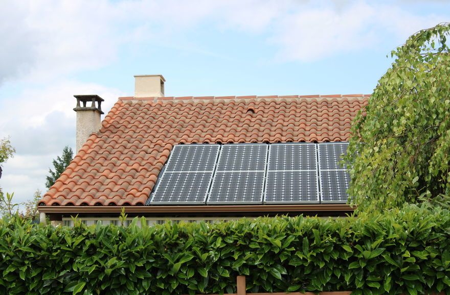 découvrez les prix des installations photovoltaïques de 200 kwc. obtenez des informations sur les coûts, les aides disponibles et l'impact économique de l'énergie solaire pour optimiser votre investissement.
