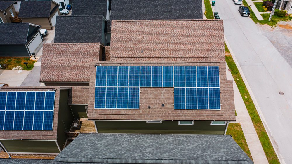 découvrez les prix au mètre carré pour l'installation de toitures photovoltaïques. comparez les coûts, les avantages et les aides disponibles pour optimiser votre investissement énergétique.