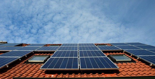 découvrez les prix des panneaux solaires en france. comparez les offres, évaluez les coûts d'installation et rentabilisez votre investissement grâce à l'énergie solaire. faites le choix d'une énergie renouvelable pour réduire vos factures et préserver l'environnement.
