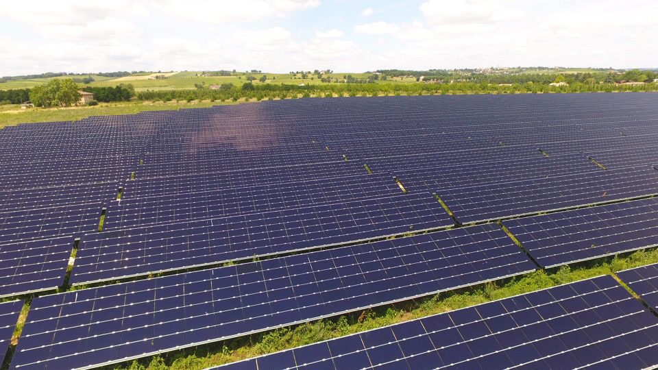découvrez les prix des terrains photovoltaïques en france et investissez dans l'énergie solaire. comparez les tarifs, explorez les opportunités d'achat ou de location et maximisez le rendement de votre projet d'énergie renouvelable.