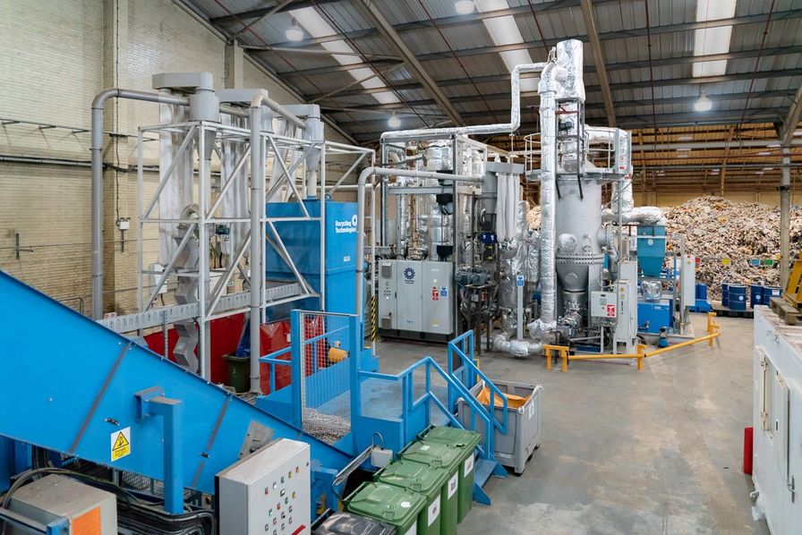 découvrez comment la technologie transforme le recyclage en innovant des méthodes durables et efficaces. explorez les dernières avancées qui facilitent la gestion des déchets et favorisent une économie circulaire.