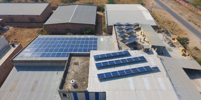 découvrez comment maximiser la rentabilité de votre hangar grâce à l'installation de panneaux photovoltaïques. optimisez votre espace tout en réduisant vos dépenses énergétiques et en contribuant à une énergie durable.