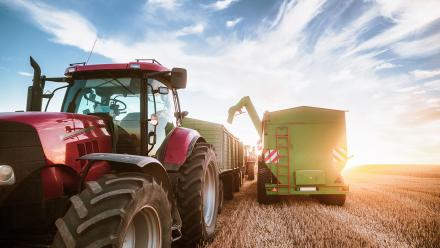 découvrez comment la robotique agricole révolutionne le secteur de l'agriculture en améliorant l'efficacité des cultures, en réduisant les coûts et en favorisant des pratiques durables. plongez dans l'avenir de l'agriculture grâce à des technologies innovantes qui transforment la façon dont nous cultivons et récoltons.
