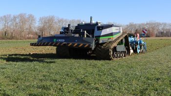 découvrez les secrets des exploitations agricoles et plongez dans l'univers fascinant de l'agriculture durable, des techniques innovantes et des pratiques ancestrales qui façonnent notre alimentation. apprenez comment les agriculteurs optimisent leurs cultures tout en préservant l'environnement.