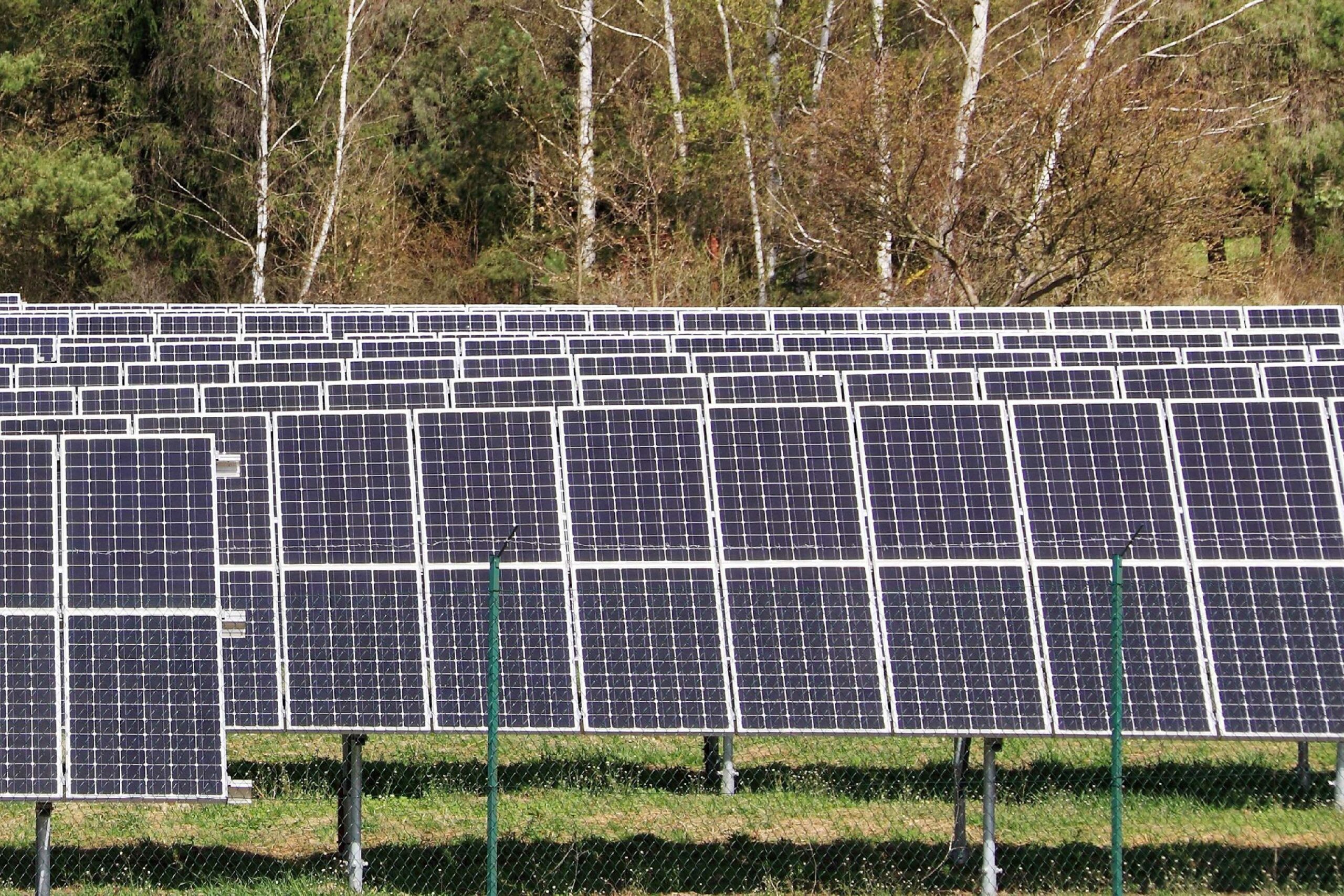 découvrez nos solutions photovoltaïques optimisées, conçues pour maximiser votre production d'énergie solaire tout en réduisant vos coûts. profitez d'une énergie durable et d'un retour sur investissement rapide grâce à nos technologies avancées et à notre expertise.