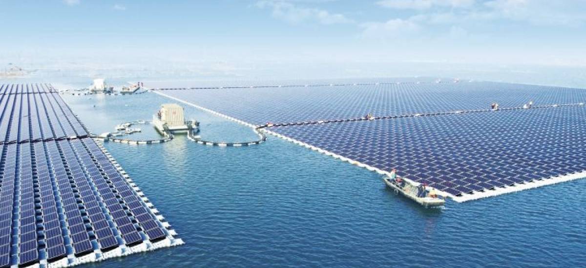 découvrez comment une surface ferme solaire peut transformer l'énergie renouvelable en france. explorez les avantages écologiques, économiques et sociaux des installations solaires sur des terrains dédiés, contribuant à un avenir durable.