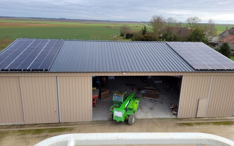 découvrez des témoignages inspirants sur l'utilisation de hangars agricoles photovoltaïques. ces retours d'expérience partagés par des agriculteurs témoignent des avantages économiques et environnementaux de l'énergie solaire dans le secteur agricole.