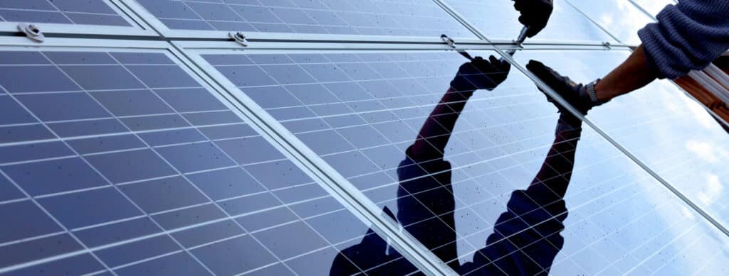 profitez d'une toiture photovoltaïque gratuite et réduisez votre facture d'électricité tout en contribuant à une énergie plus verte. découvrez comment bénéficier de cette offre avantageuse et transformez votre toit en source d'énergie renouvelable.