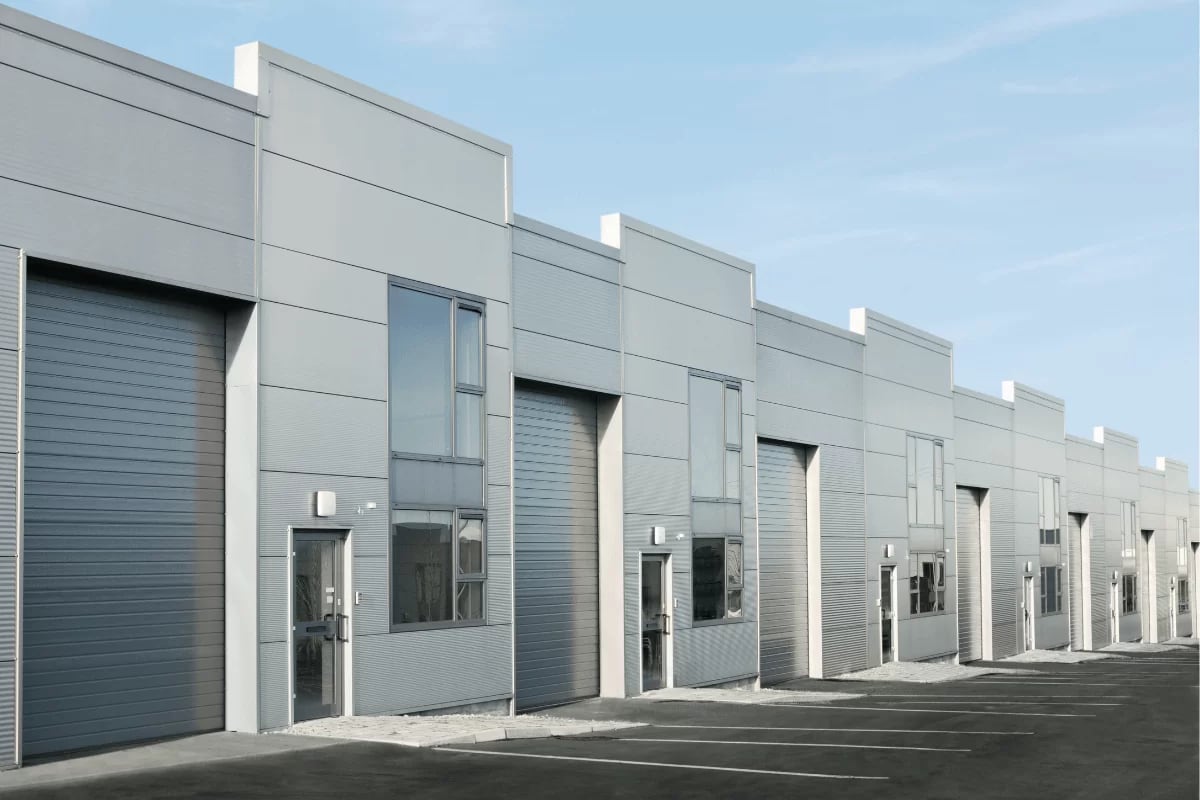 découvrez comment valoriser votre hangar en optimisant l'espace disponible, en améliorant l'esthétique et en ajoutant des fonctionnalités pratiques. transformez votre bâtiment en un atout rentable et fonctionnel grâce à nos conseils et astuces.