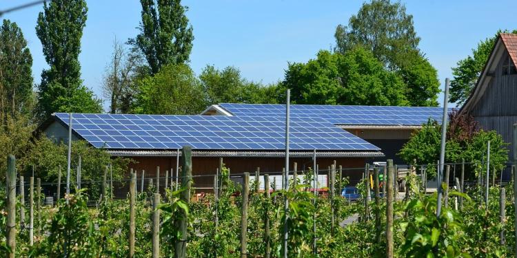 découvrez la collaboration innovante entre engie et schneider electric dans le domaine des solutions photovoltaïques. ensemble, ils révolutionnent l'énergie solaire pour un avenir durable et respectueux de l'environnement.