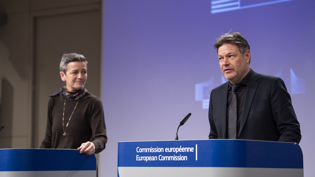 découvrez notre série de conférences sur les technologies vertes, où des experts partagent des innovations durables et des solutions écologiques pour un avenir plus respectueux de l'environnement.