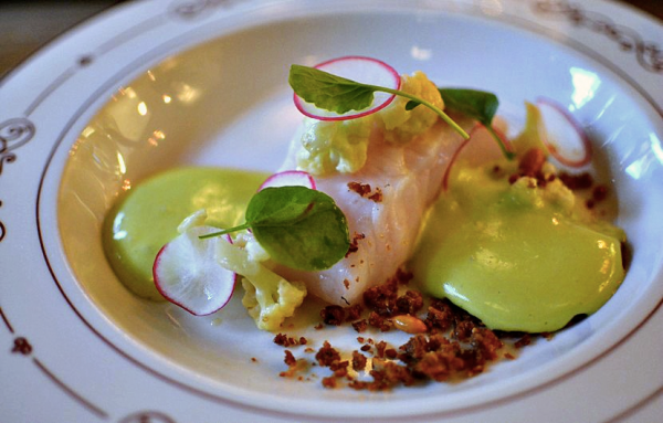 découvrez l'univers de la gastronomie écologique : une cuisine éthique et durable qui célèbre les ingrédients locaux, de saison et respectueux de l'environnement. apprenez à savourer des plats savoureux tout en protégeant notre planète.