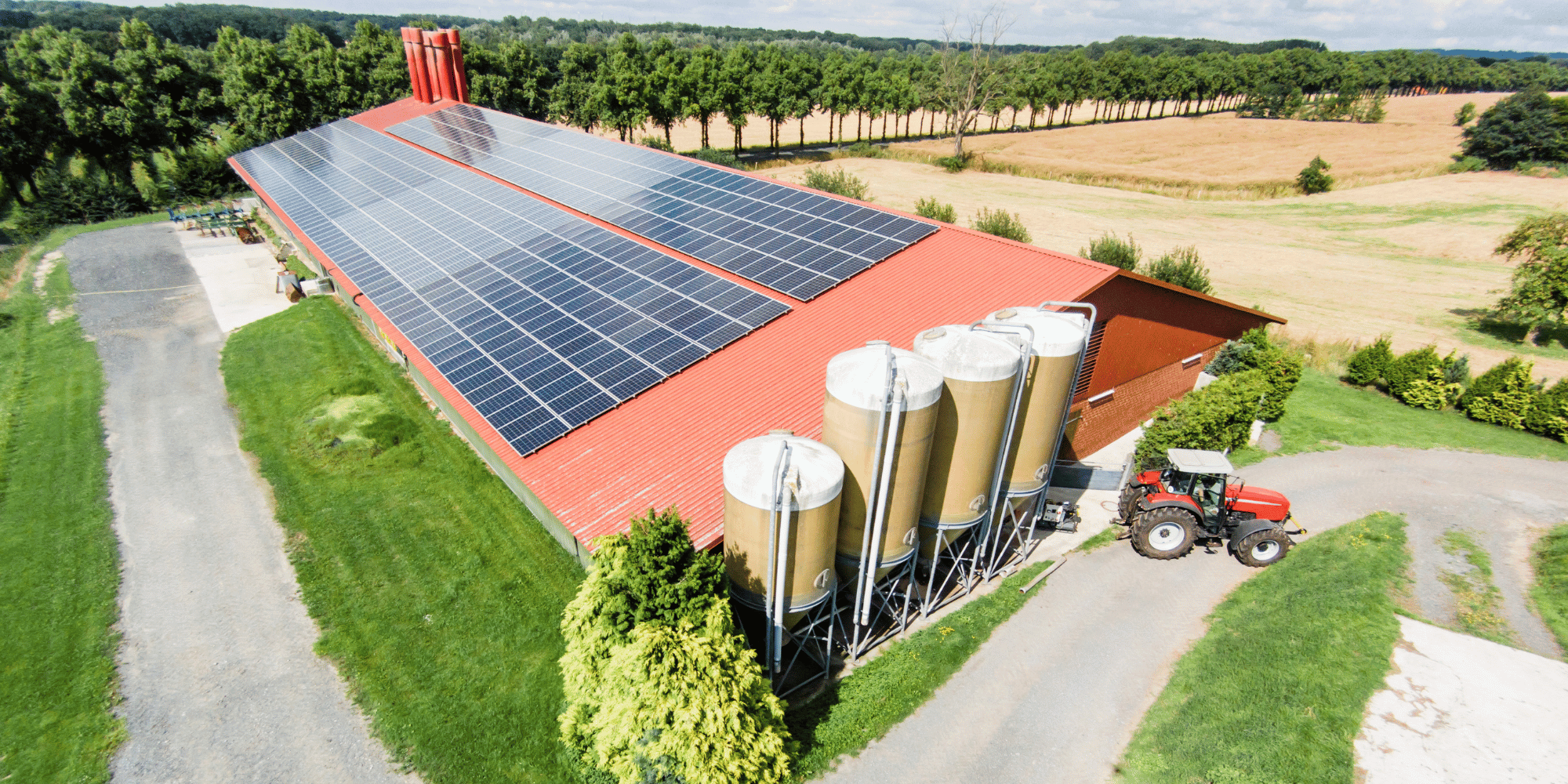 découvrez les avantages d'un hangar agricole photovoltaïque, une solution durable et éco-responsable pour optimiser la production agricole tout en générant de l'énergie renouvelable. transformez votre exploitation en un modèle de performance énergétique.