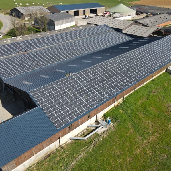 découvrez comment un hangar agricole photovoltaïque peut transformer votre exploitation en un modèle d'autonomie énergétique. profitez des avantages des énergies renouvelables tout en optimisant vos coûts et en préservant l'environnement.