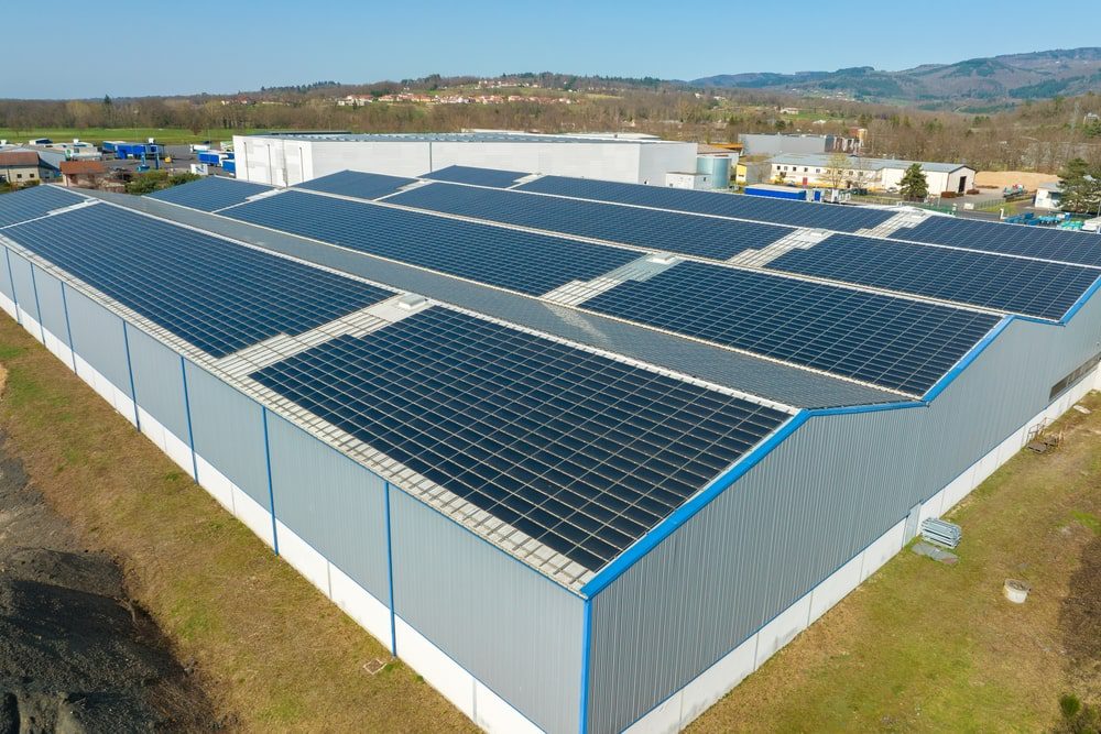 découvrez comment un hangar photovoltaïque peut réduire votre empreinte carbone tout en générant de l'énergie renouvelable. adoptez une solution écologique et rentable pour votre entreprise.