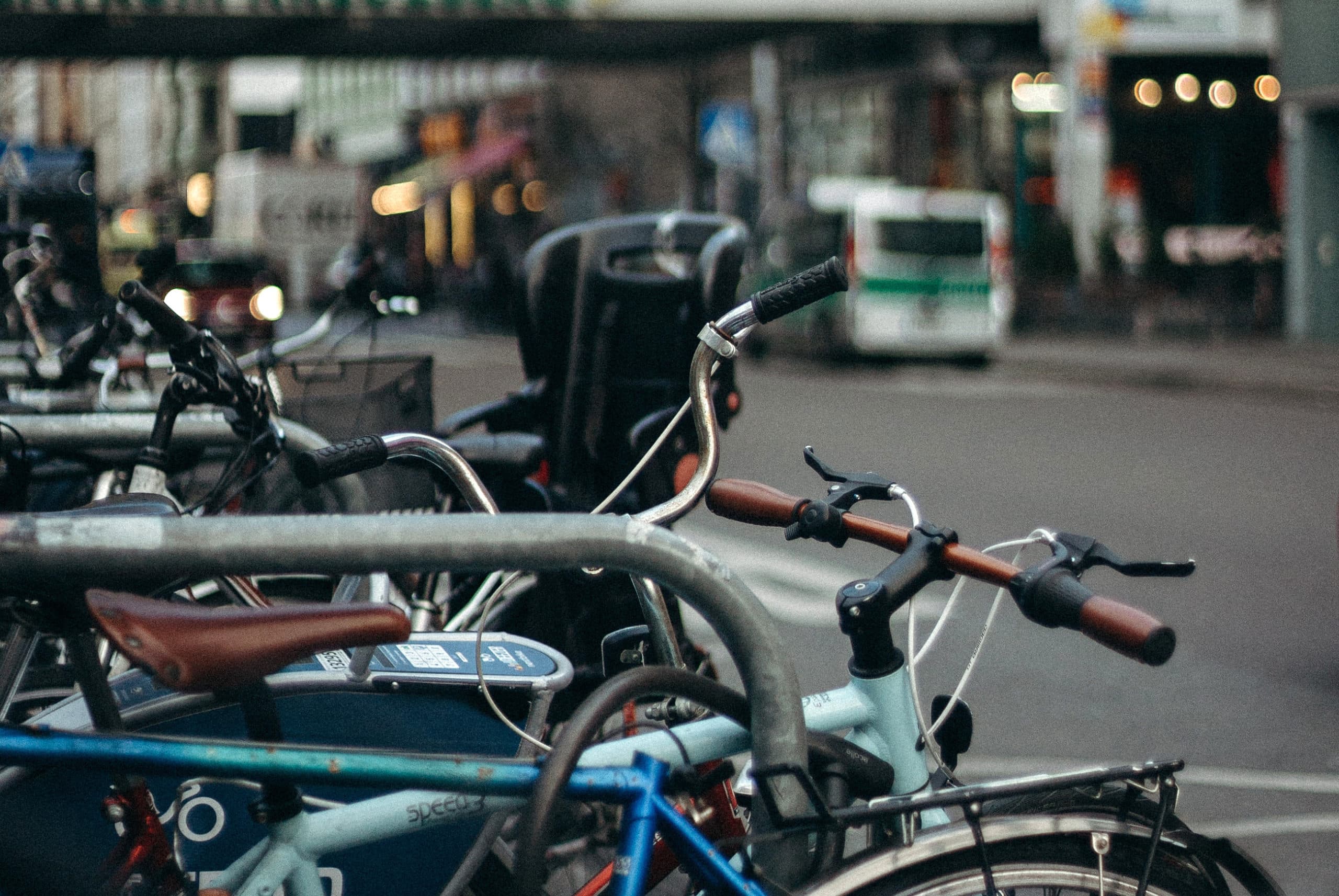 découvrez comment la mobilité durable contribue à réduire notre empreinte carbone tout en optimisant l'économie d'énergie. explorez des solutions innovantes pour des transports respectueux de l'environnement, favorisant un avenir plus vert et responsable.