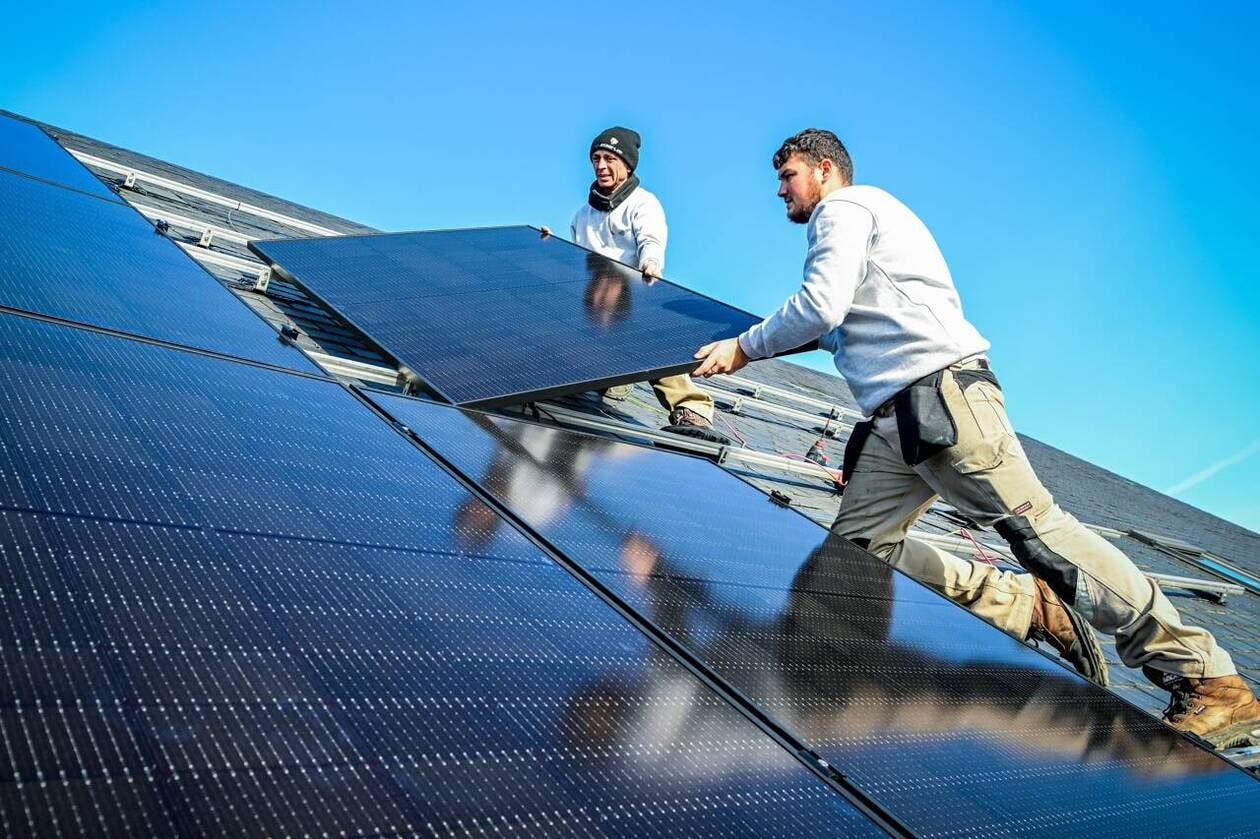 découvrez les prix des panneaux solaires et optimisez votre investissement dans l'énergie renouvelable. comparez les coûts, les subventions et les avantages des installations solaires pour faire un choix éclairé et économiser sur votre facture énergétique.