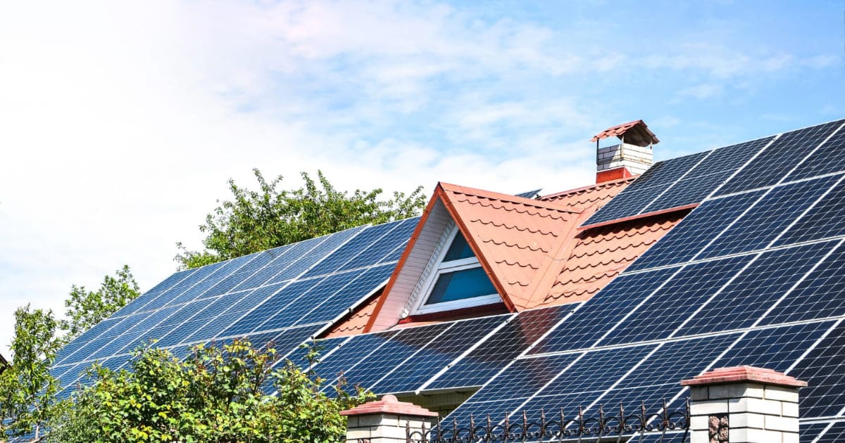 découvrez les avantages d'une toiture photovoltaïque : une solution écologique et économique pour produire votre propre électricité. maximisez l'efficacité énergétique de votre habitation tout en réduisant votre empreinte carbone. optez pour une énergie renouvelable et durable avec nos systèmes de panneaux solaires adaptés à vos besoins.