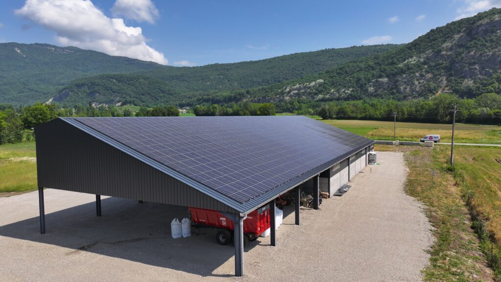 découvrez comment les hangars sont au cœur de la transition énergétique, en adoptant des solutions durables et innovantes pour réduire leur empreinte carbone tout en optimisant l'efficacité énergétique. explorez les meilleures pratiques et technologies pour transformer vos espaces de stockage en acteurs responsables de la transition verte.