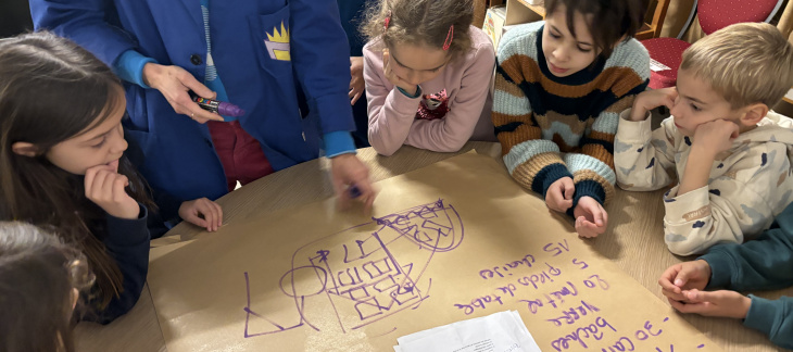 découvrez comment intégrer l'économie circulaire à l'école pour sensibiliser les élèves à la durabilité, la réduction des déchets et le recyclage. transformez votre établissement en un modèle d'innovation écologique et responsabilisez la nouvelle génération face aux enjeux environnementaux.