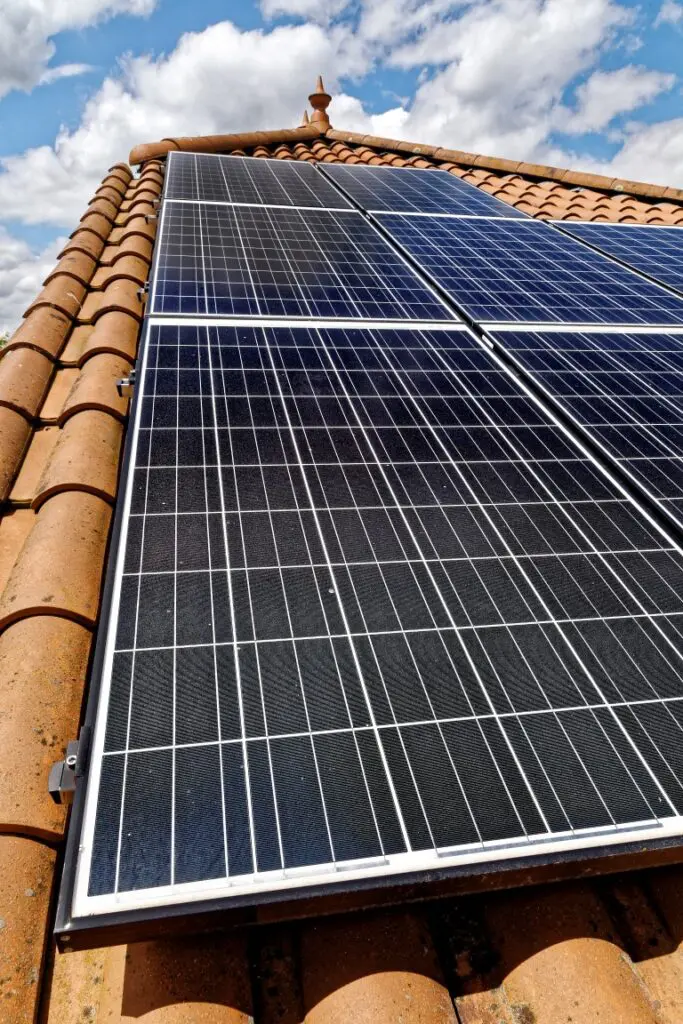 découvrez les panneaux solaires edf enr : une solution écologique pour produire votre propre électricité. profitez d'une énergie renouvelable, réduisez votre empreinte carbone et réalisez des économies sur votre facture d'électricité. optez pour un avenir plus vert avec edf enr.