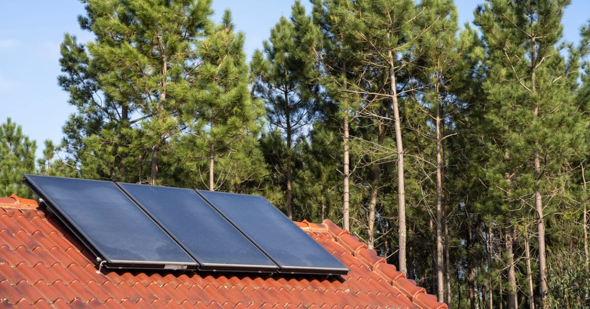 découvrez les solutions photovoltaïques isolées pour une autonomie énergétique optimale. profitez d'une installation solaire adaptée à vos besoins, que ce soit pour une maison, un chalet ou un site éloigné. économisez sur vos factures d'électricité tout en respectant l'environnement.