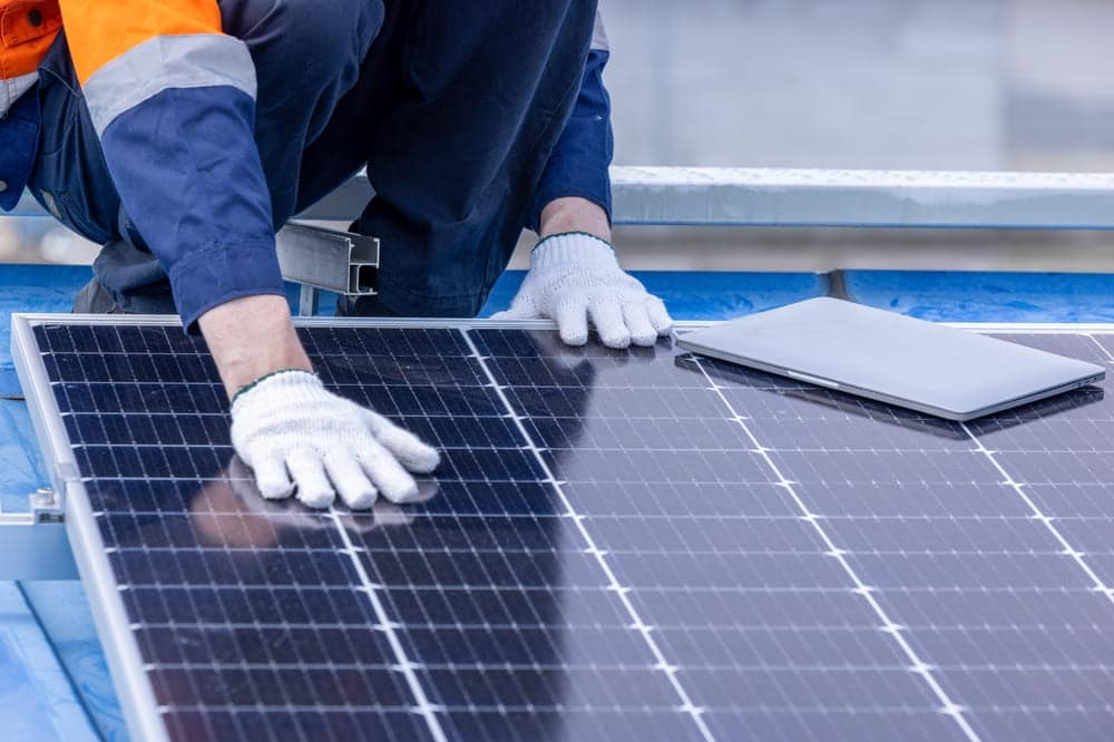 découvrez comment optimiser l'amortissement de vos panneaux solaires pour maximiser vos économies d'énergie. apprenez les différentes méthodes et facteurs influençant le retour sur investissement de votre installation solaire.